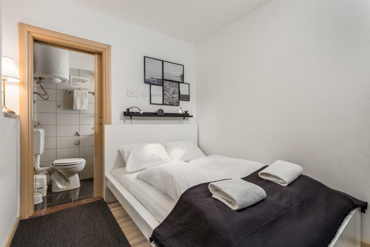 Room Andrea Rijeka Exterior photo